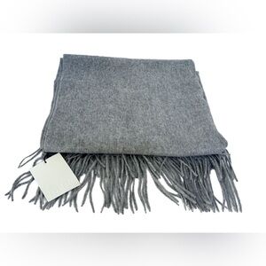 NWT. Italic cashmere scarf.